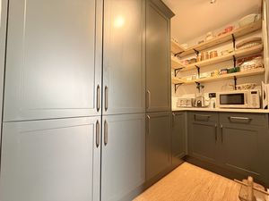 PANTRY/UTILITY- click for photo gallery